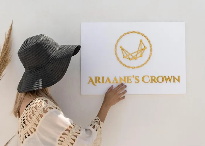 Villa Ariadne's Crown Luxury Astroconcept With Private Pools And Spas *