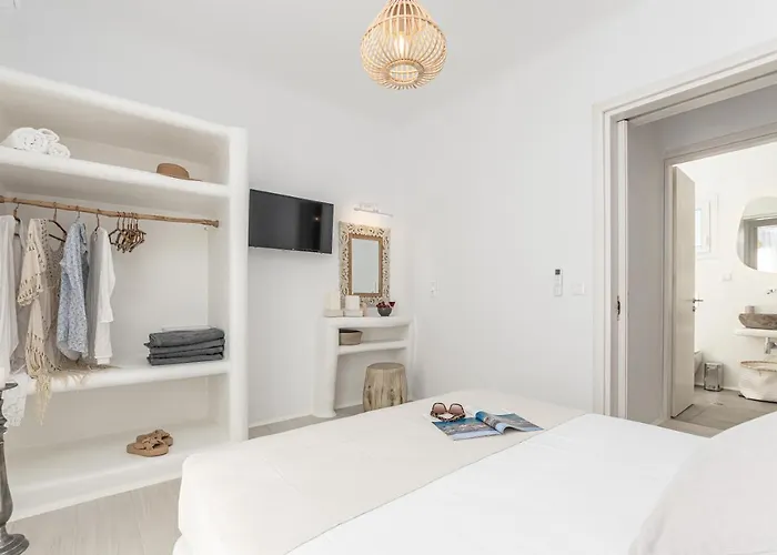 Ariadne's Crown Luxury Astroconcept With Private Pools And Spas *