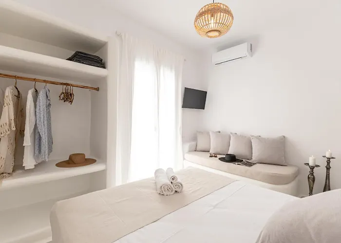 Ariadne's Crown Luxury Astroconcept With Private Pools And Spas