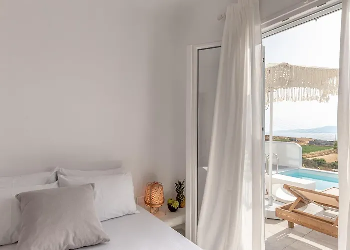 Villa Ariadne's Crown Luxury Astroconcept With Private Pools And Spas *