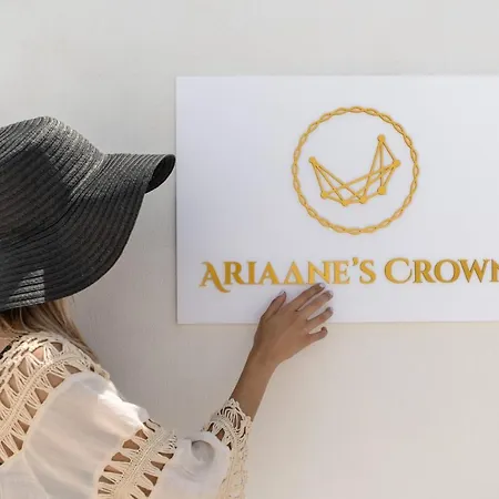Βίλα Ariadne's Crown Luxury Astroconcept With Private Pools And Spas *