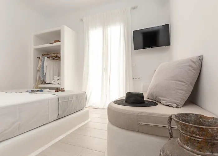 Villa Ariadne's Crown Luxury Astroconcept With Private Pools And Spas *