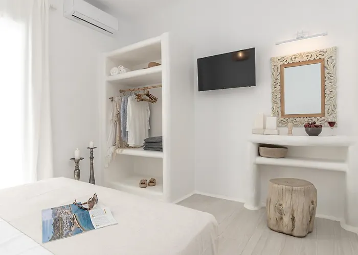 Ariadne's Crown Luxury Astroconcept With Private Pools And Spas * Vivlos