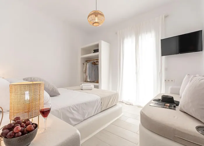 Villa Ariadne's Crown Luxury Astroconcept With Private Pools And Spas *