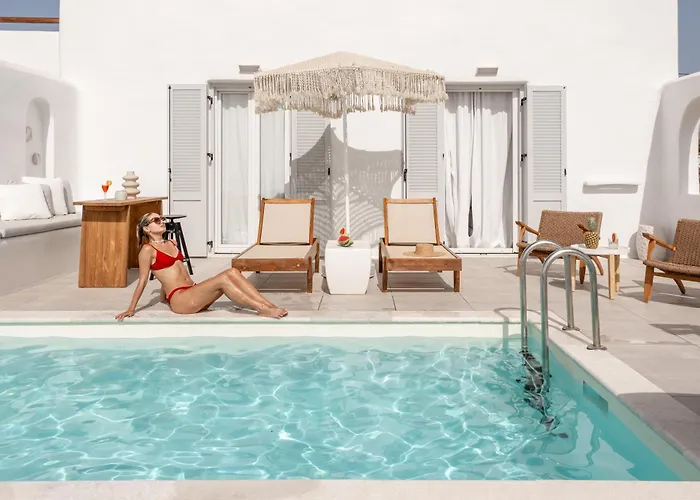 Ariadne's Crown Luxury Astroconcept With Private Pools And Spas Vivlos